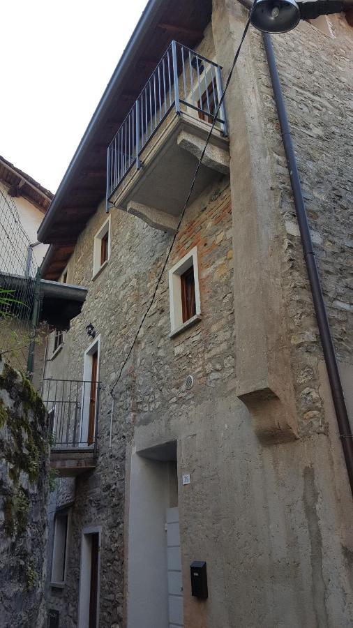 Delphina'S House Lezzeno Exterior foto